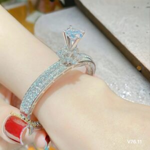 Vòng Tay Kim Cương - V76.11 - Long Ngọc Luxury 2 5591b1e15f3b0647638a42680eea4a28