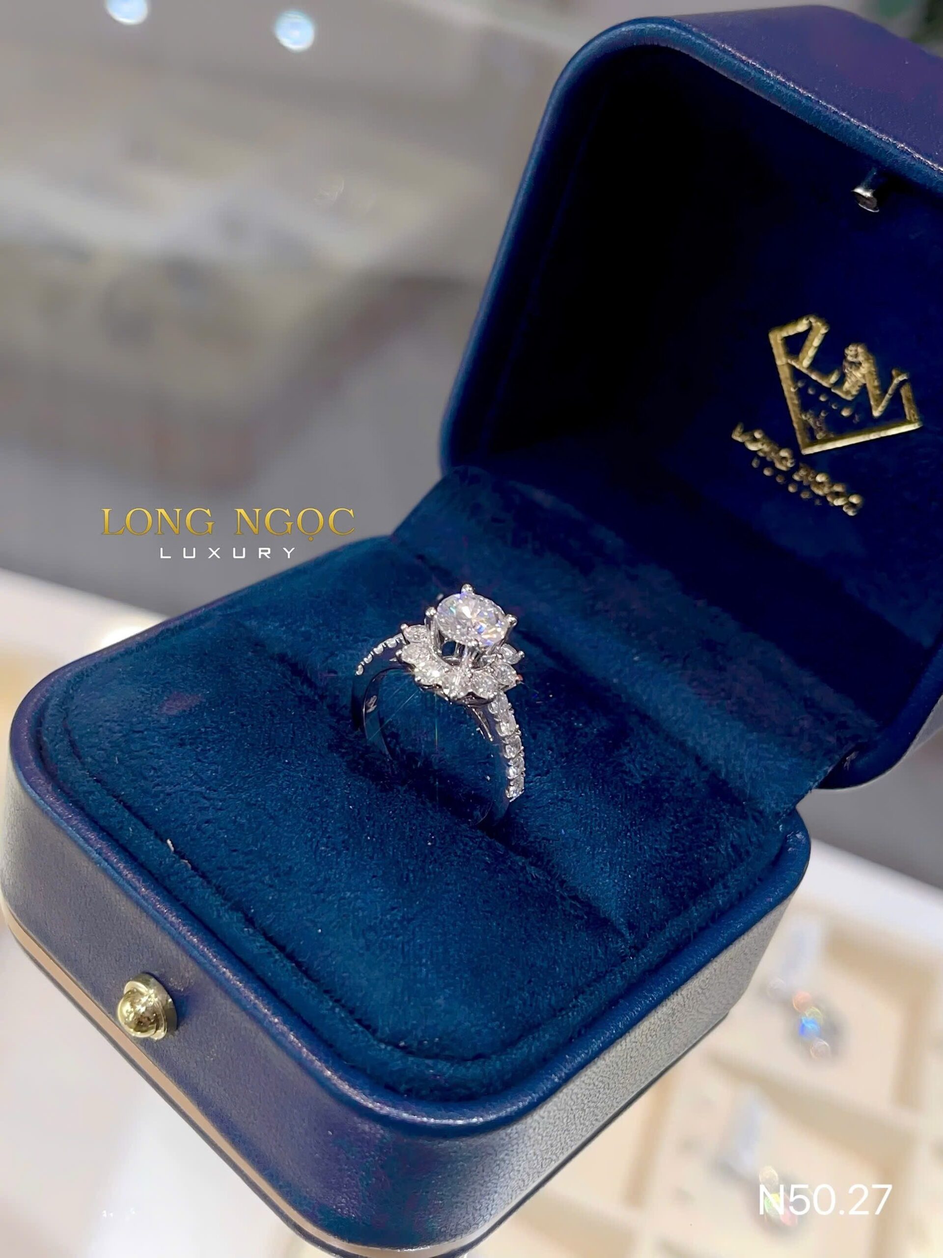 Nhẫn Nữ Kim Cương - Long Ngọc Luxury - N50.27