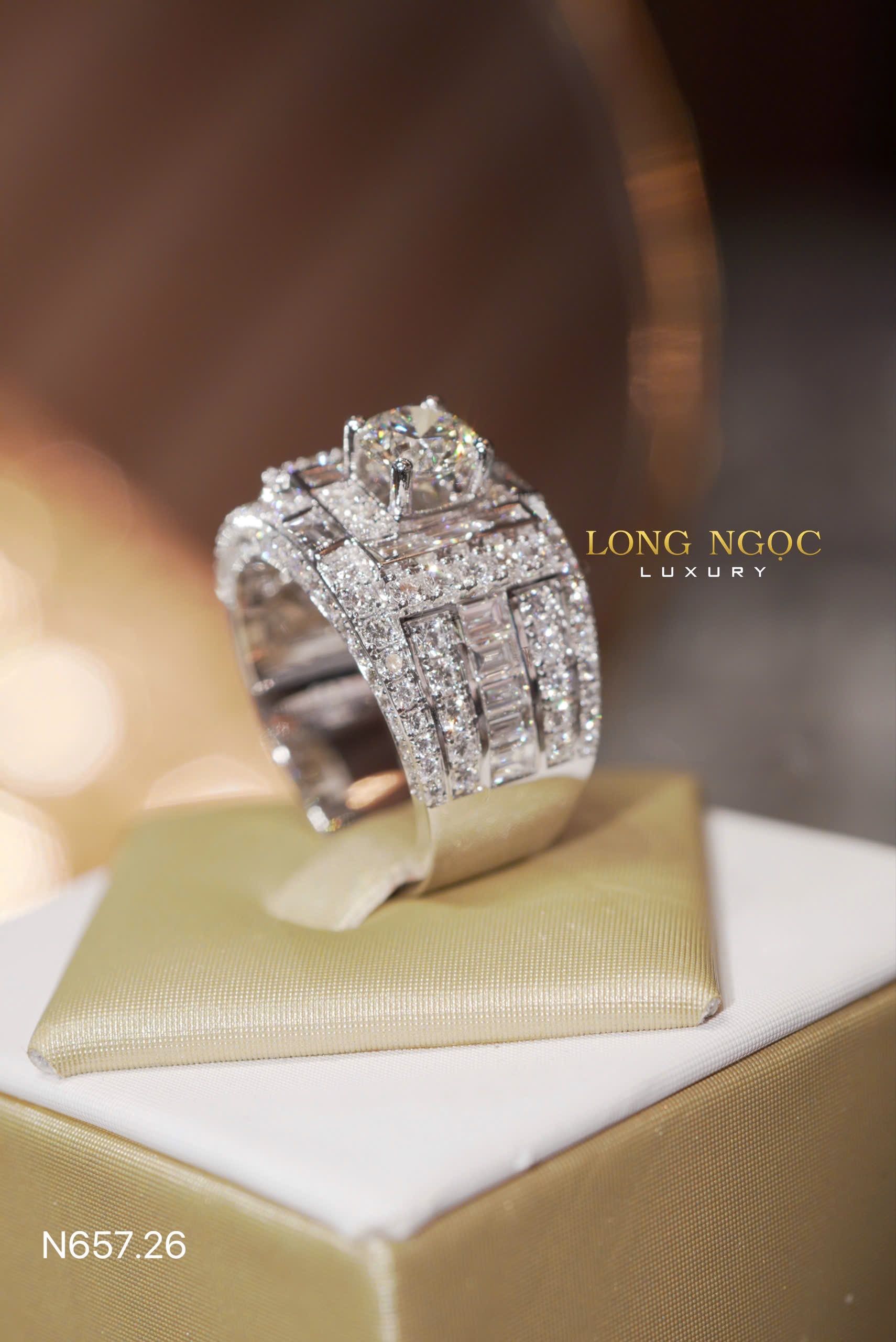 Nhẫn Nam Kim Cương - Long Ngọc Luxury - N657.26