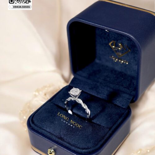 Nhẫn Nữ Kim Cương - Long Ngọc Luxury - N689.68
